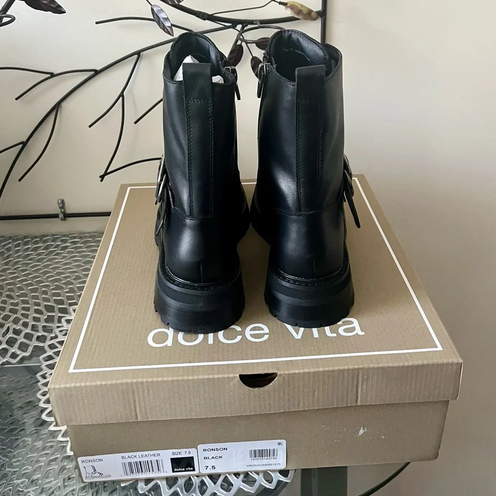 Dolce Vita Ronson Black Leather Lug Sole Lace Up Booties w Buckles Size 7.5 NIB